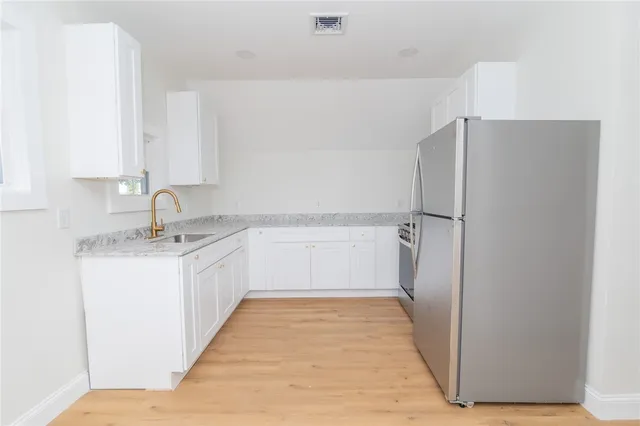 $2,350 | 84 Pembroke Avenue, Providence, RI 02908