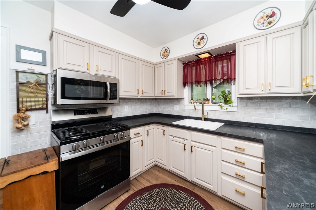 3295 West Main Street Road Batavia, NY 14020 - Photo 5 of 32