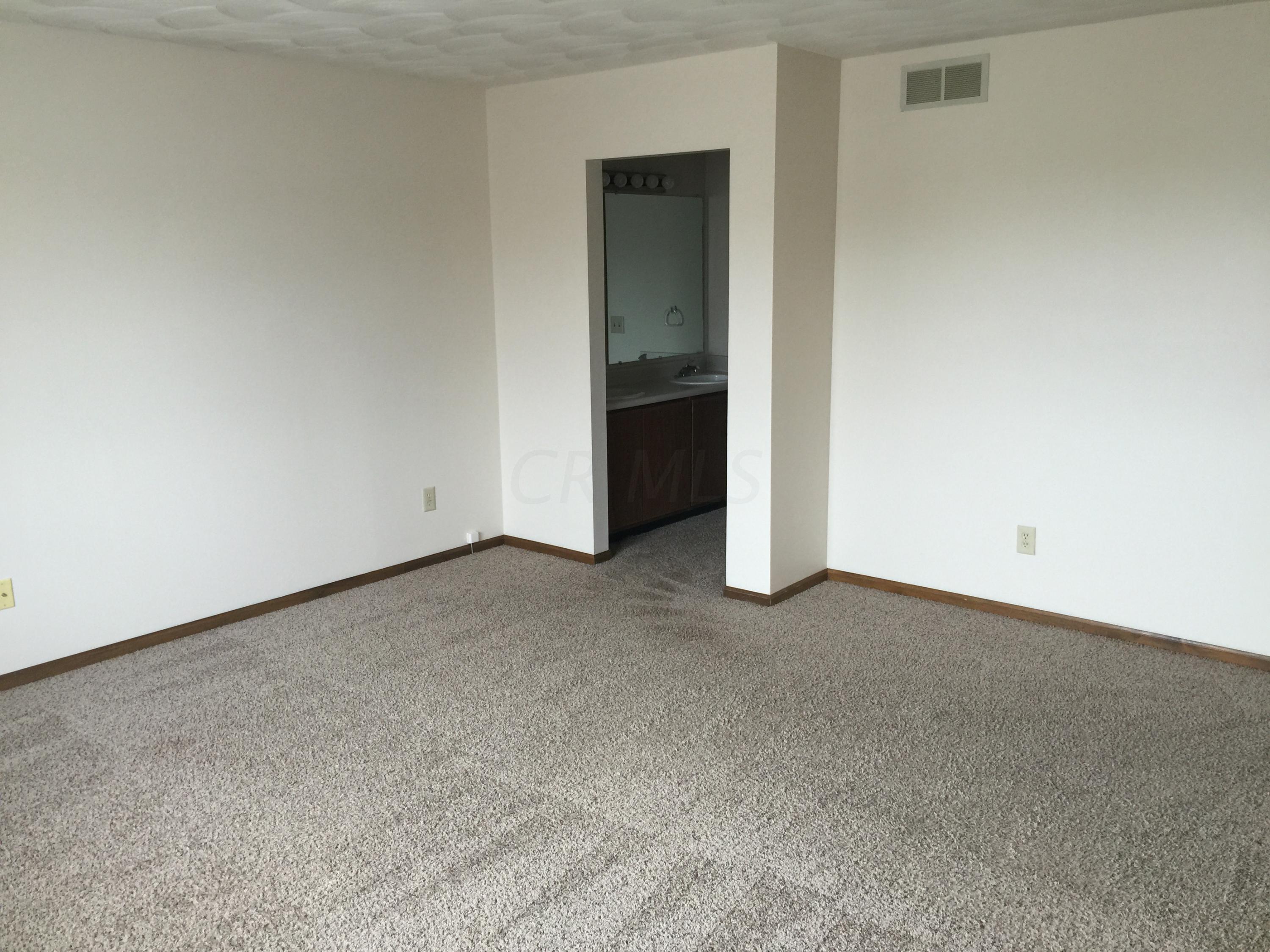 4775 Drayton Road Hilliard, OH 43026 - Photo 8 of 38