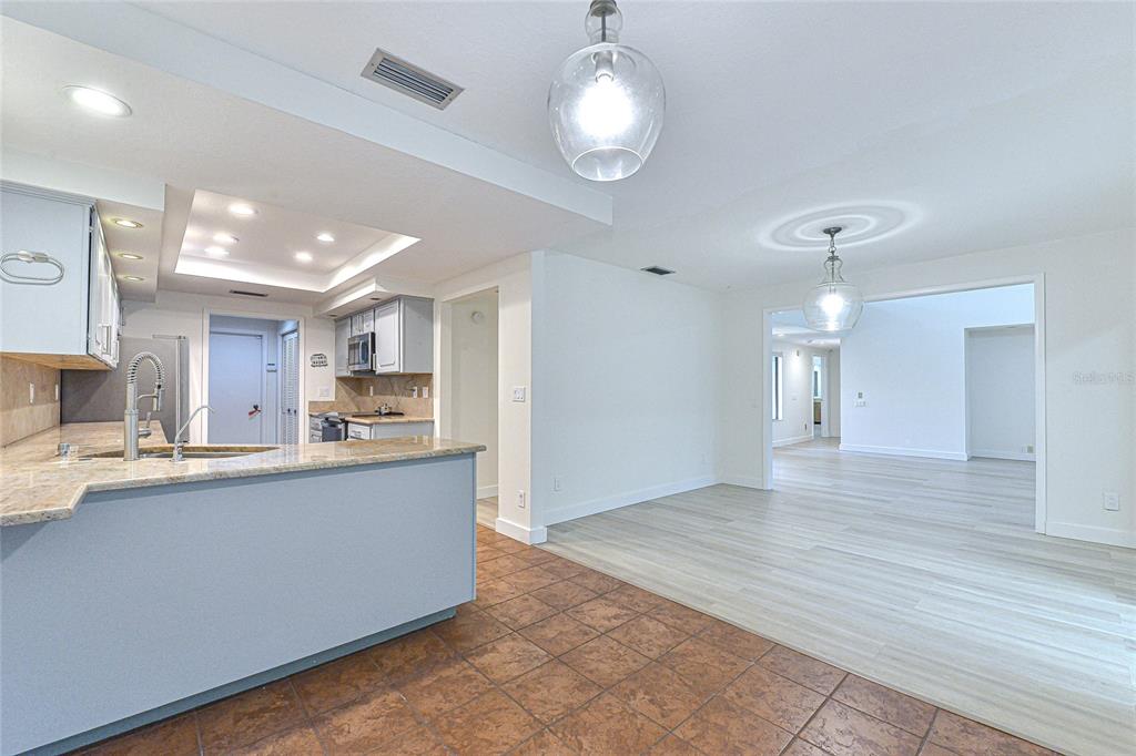 5355 Cobblestone Court Wesley Chapel, FL 33543 - Photo 27 of 54