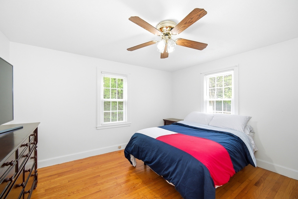 616 Cooley Street Springfield, MA 01128 - Photo 21 of 37