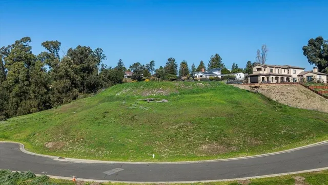 $2,999,000 | 6-6 Turner Court, Oakland, CA 94605