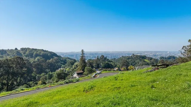 $2,999,000 | 6-6 Turner Court, Oakland, CA 94605
