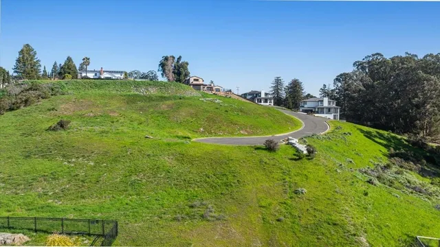 $2,999,000 | 6-6 Turner Court, Oakland, CA 94605