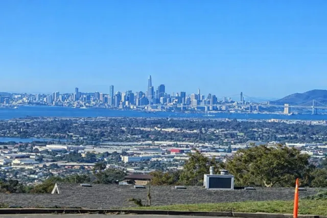 $2,999,000 | 6-6 Turner Court, Oakland, CA 94605