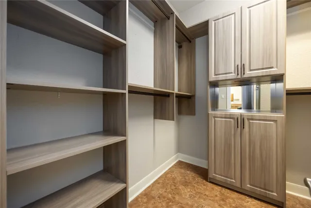 a view of walk in closet