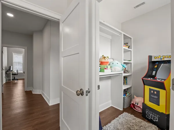 $765,000 | 71 Windjammer Court, Winchester, TN 37398