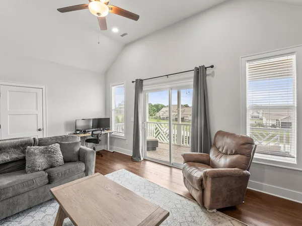 $765,000 | 71 Windjammer Court, Winchester, TN 37398