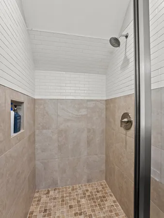 $765,000 | 71 Windjammer Court, Winchester, TN 37398