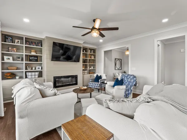 $765,000 | 71 Windjammer Court, Winchester, TN 37398