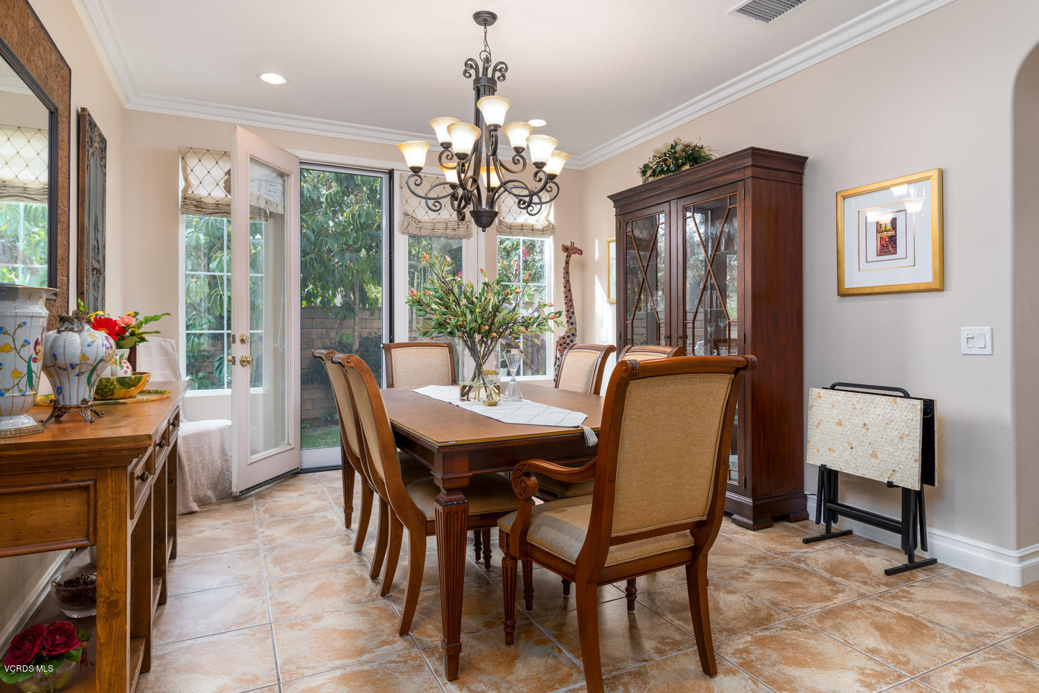 161 Laurel Ridge Drive Simi Valley, CA 93065 - Photo 14 of 50 a dining room with furniture a chandelier and window