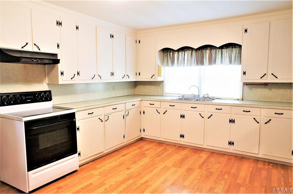 212 Plume Street Roper, NC 27970 - Photo 8 of 16