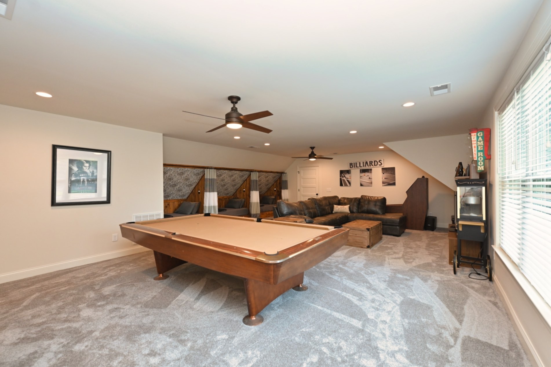 632 Weeping Willow Road Hendersonville, TN 37075 - Photo 26 of 42 a living room with furniture a rug and ceiling fan
