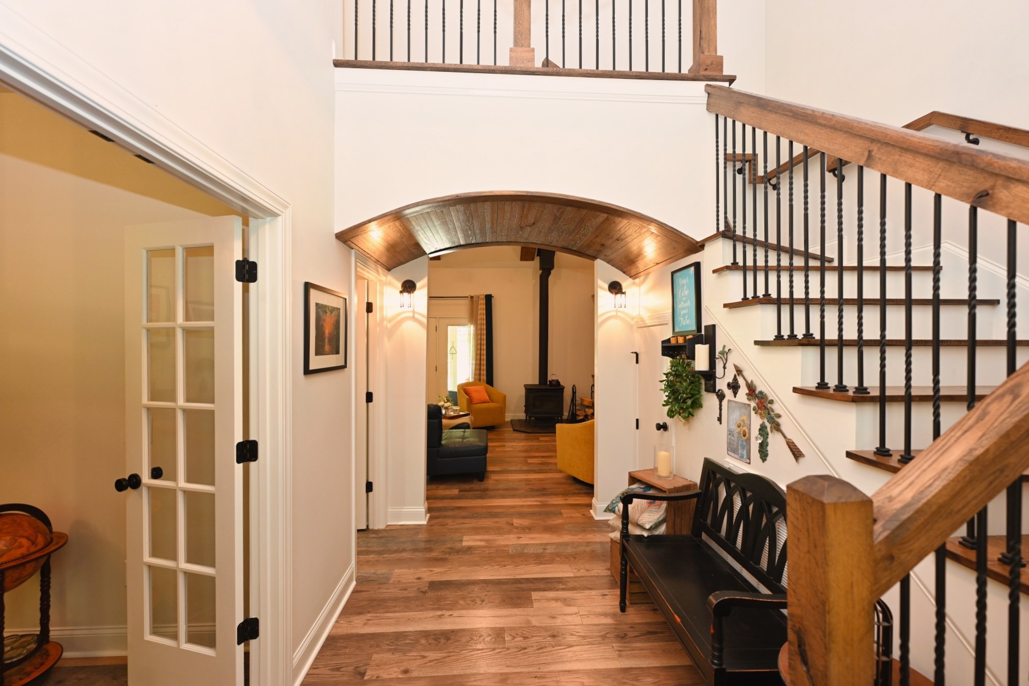 632 Weeping Willow Road Hendersonville, TN 37075 - Photo 4 of 42 a view of an entryway with wooden floor