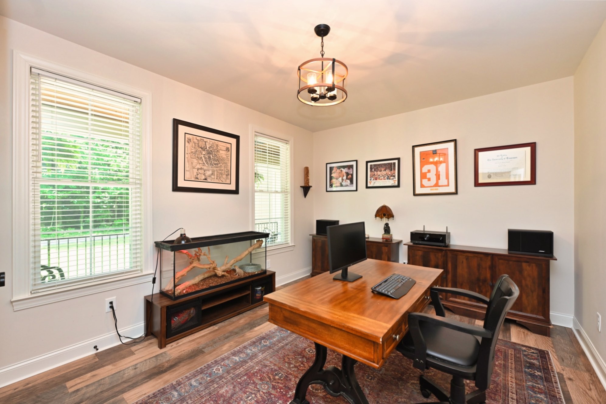 632 Weeping Willow Road Hendersonville, TN 37075 - Photo 6 of 42 a living room with furniture a desk and chair with windows