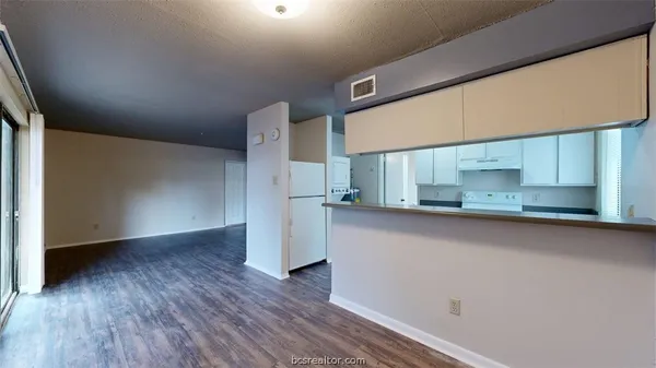 $1,150 | 1016 Autumn Circle, Unit B, College Station, TX 77840