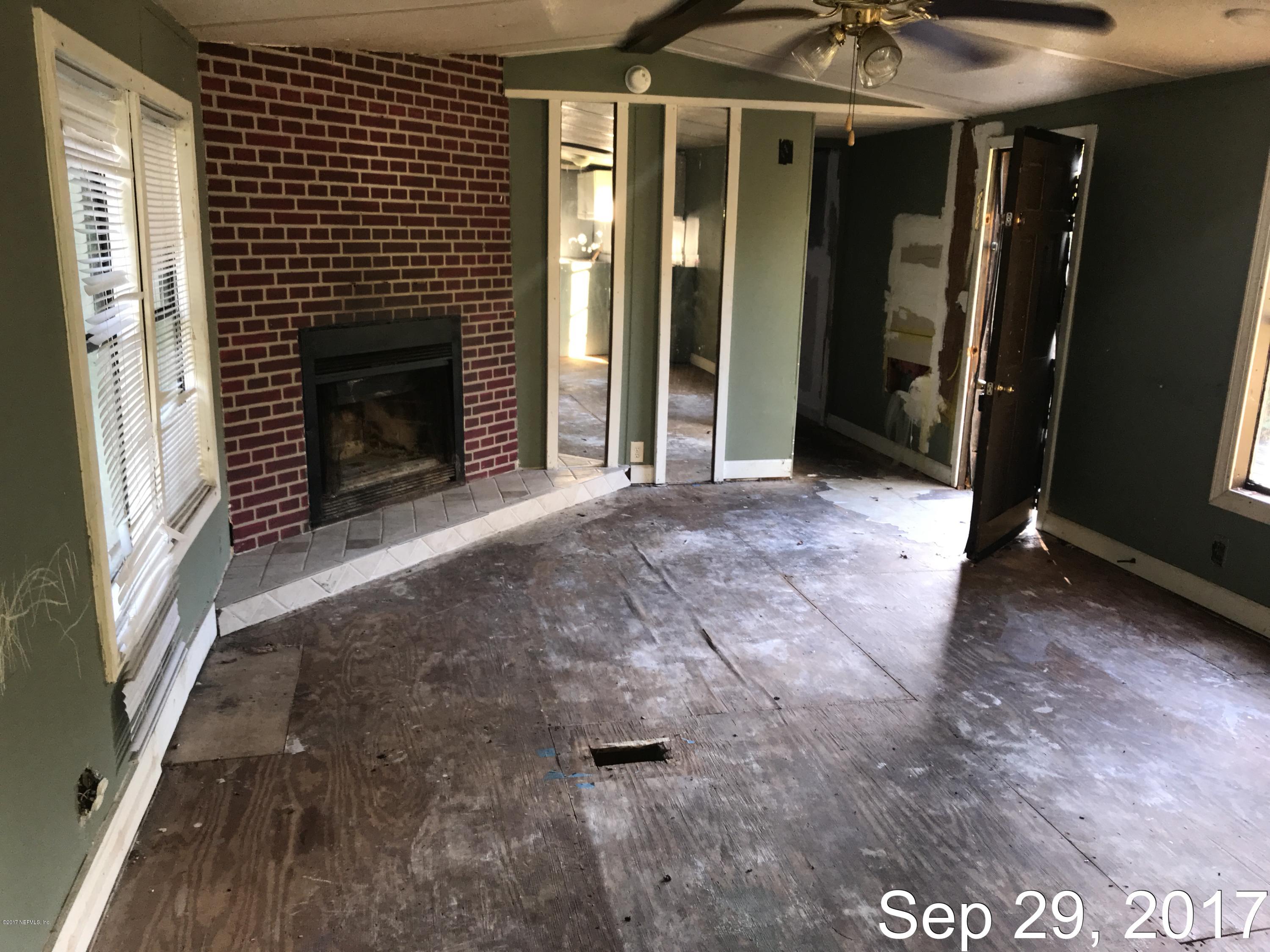 6324 Mockingbird Road Jacksonville, FL 32219 - Photo 8 of 16 IMG_1889