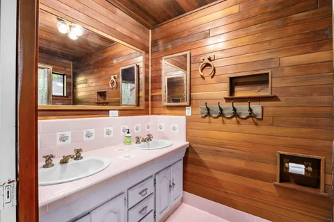 $925,000 | 1000 Harmon Gulch Road, Boulder Creek, CA 95006