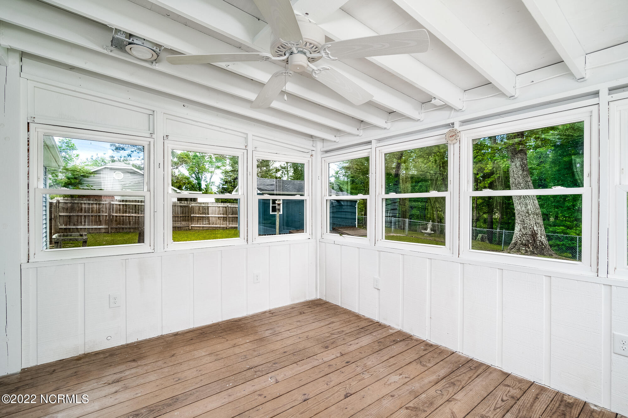 3105 Old Gate Road Morehead City, NC 28557 - Photo 23 of 35 Enclosed porch