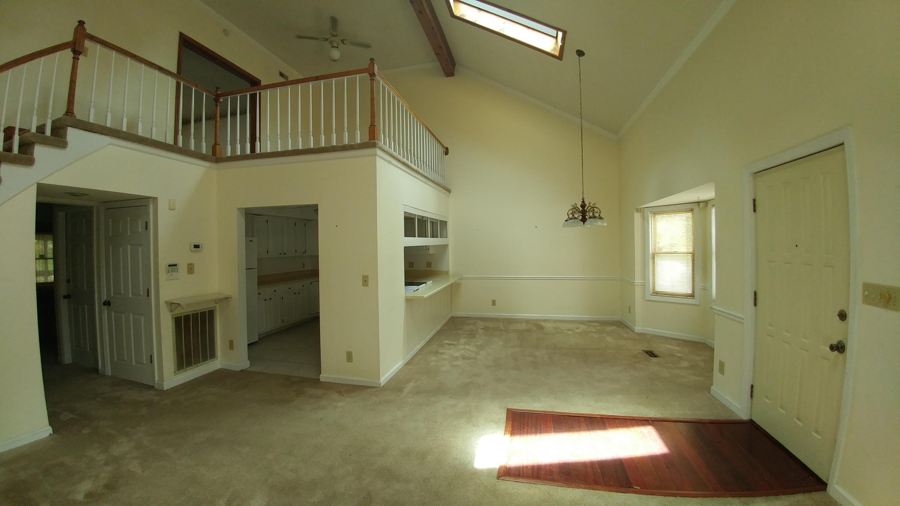 102 Hugh Lane Oak Ridge, TN 37830 - Photo 2 of 15 0424171406