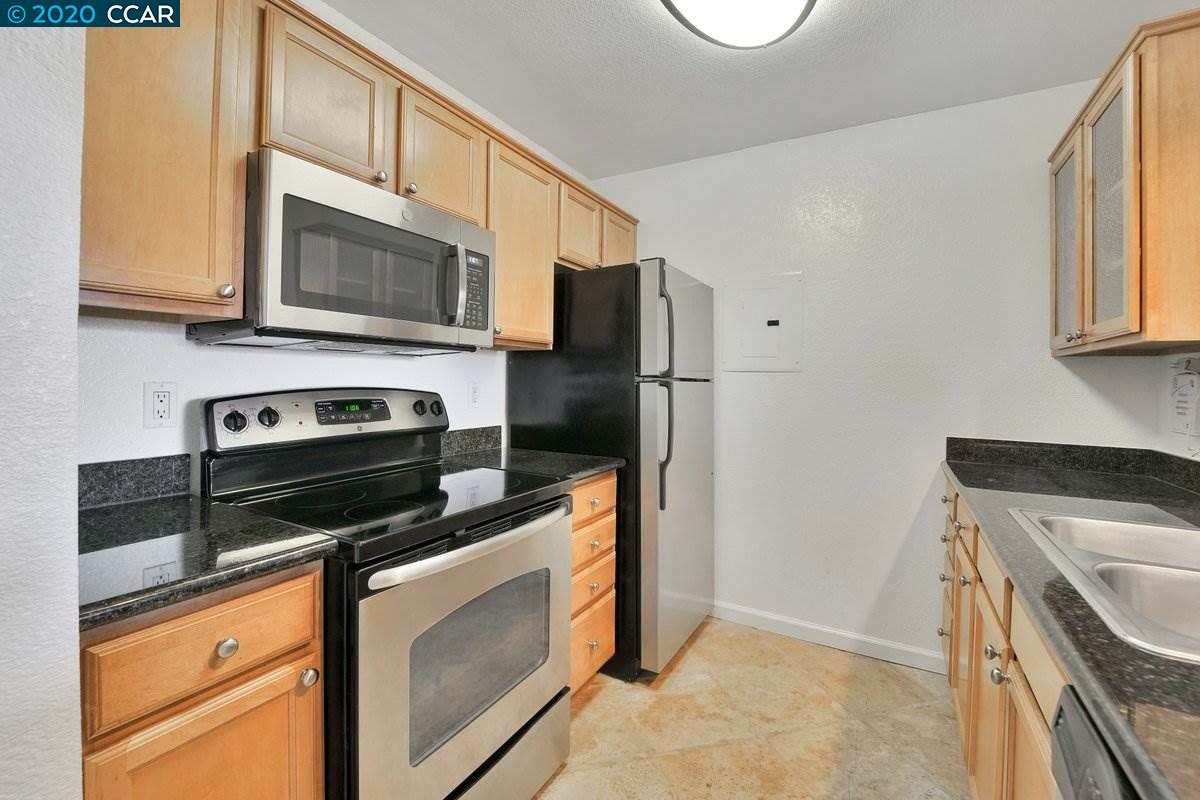 130 Reflections Drive, Unit 17 San Ramon, CA 94583 - Photo 14 of 32 Gallery Image 14
