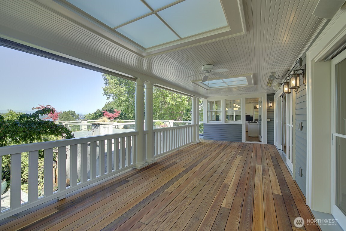 1645 Rambling Lane Medina, WA 98039 - Photo 11 of 40