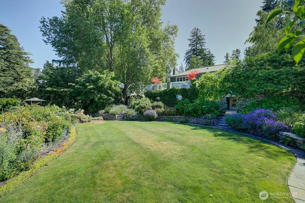 $15,000 | 1645 Rambling Lane, Medina, WA 98039