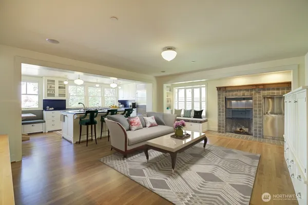 $15,000 | 1645 Rambling Lane, Medina, WA 98039