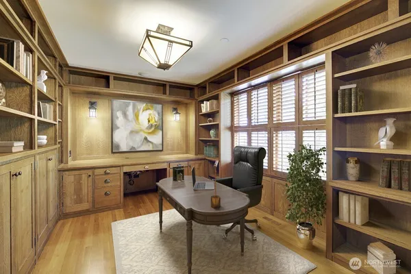 $14,000 | 1645 Rambling Lane, Medina, WA 98039