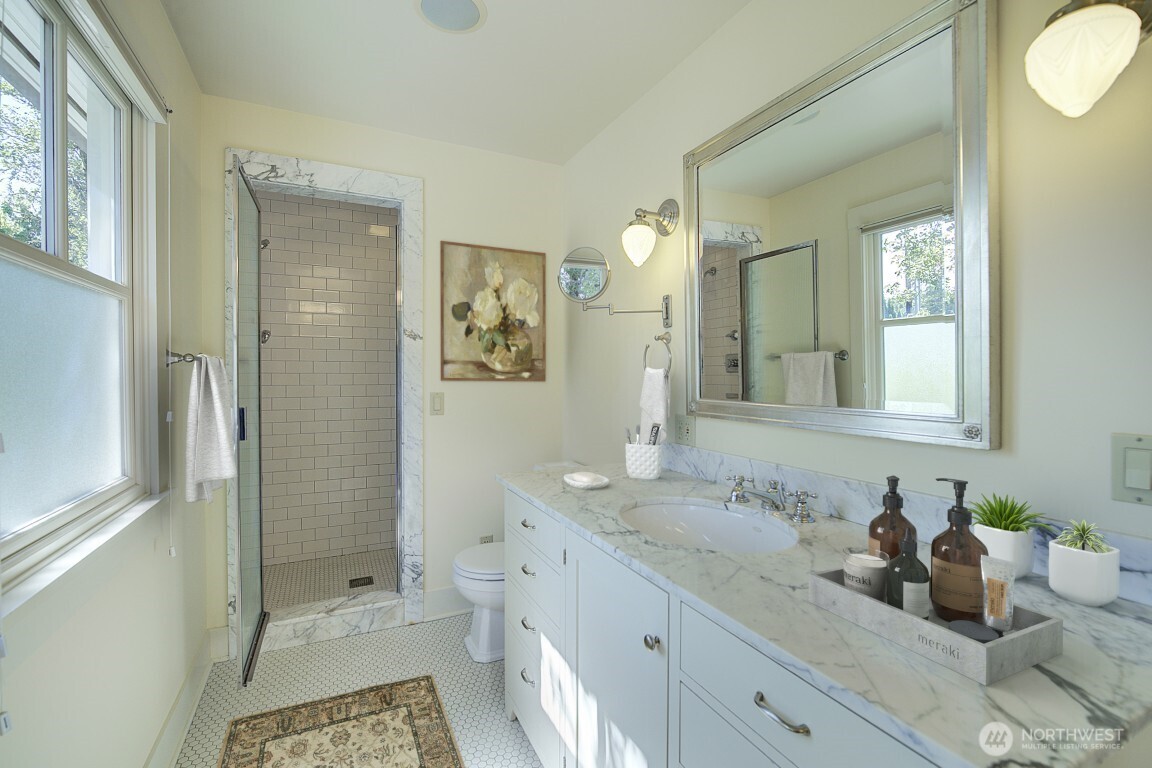 1645 Rambling Lane Medina, WA 98039 - Photo 27 of 40