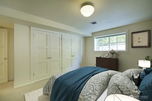 $14,000 | 1645 Rambling Lane, Medina, WA 98039