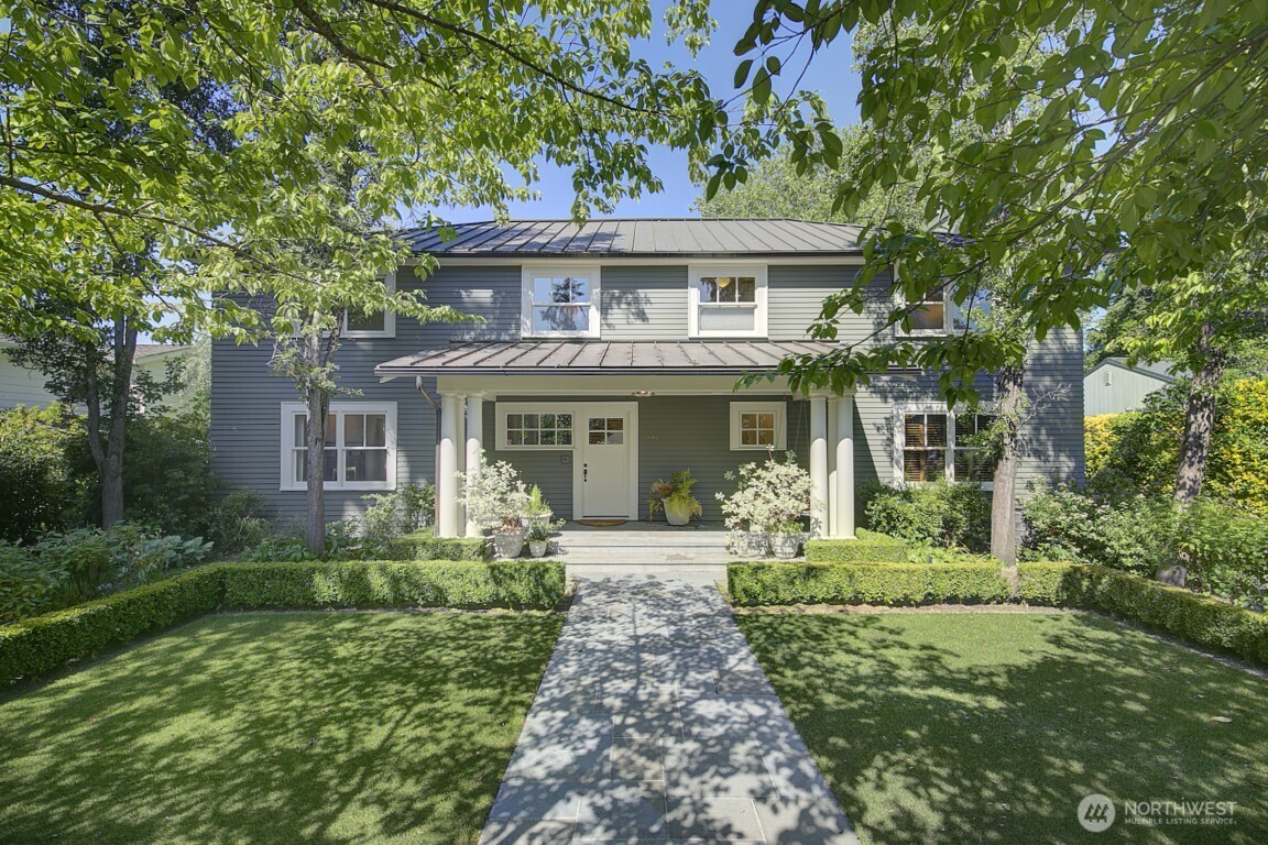 1645 Rambling Lane Medina, WA 98039 - Photo 5 of 40