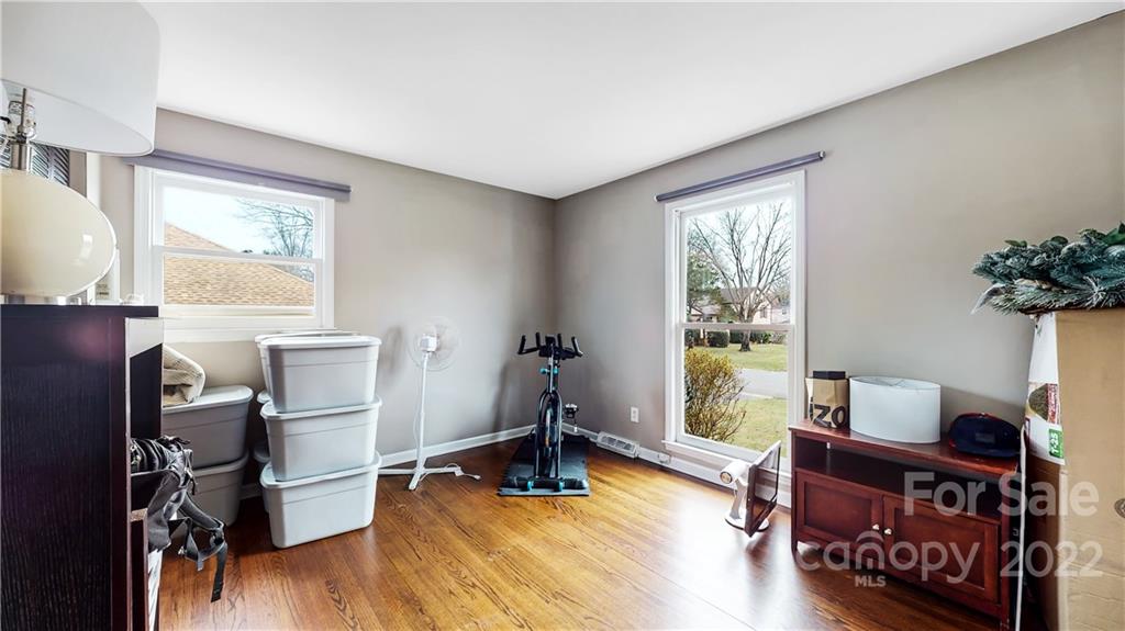 7325 Fox Hunt Road Charlotte, NC 28212 - Photo 28 of 37 Gallery Image 28