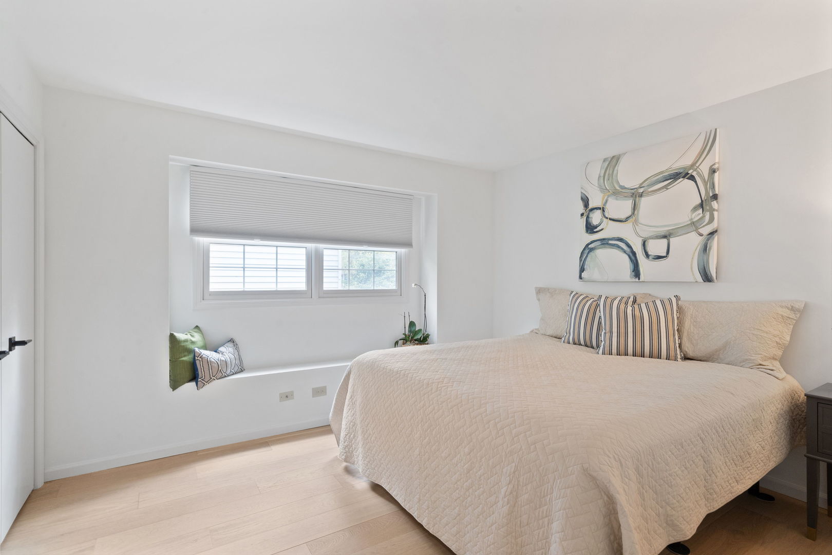 404 West Naperville Road Westmont, IL 60559 - Photo 11 of 30 Gallery Image 11