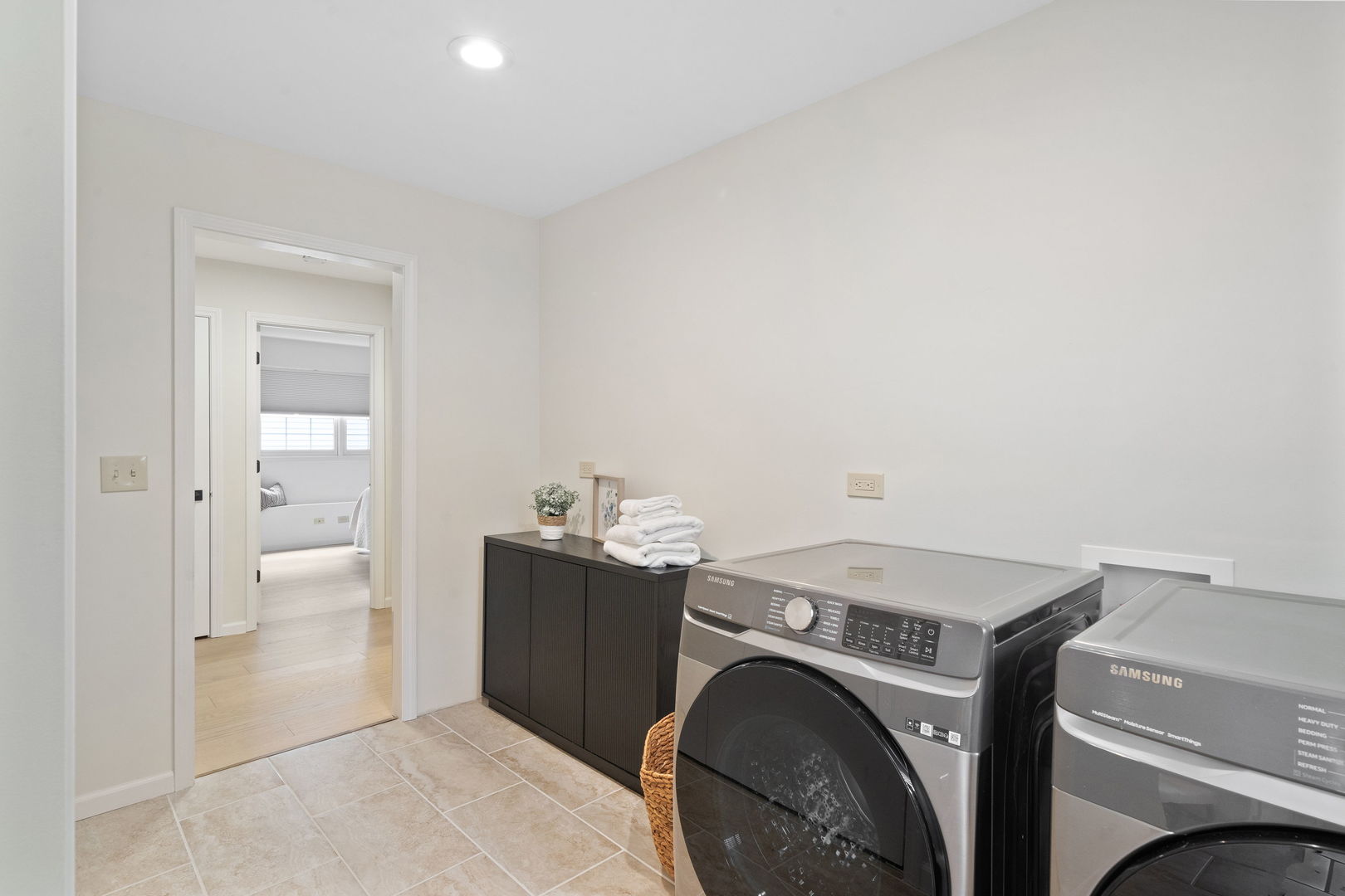 404 West Naperville Road Westmont, IL 60559 - Photo 16 of 30 Gallery Image 16