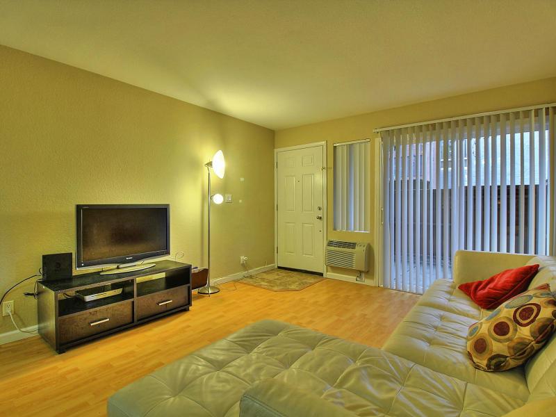 476 Dempsey Road, Unit 179 Milpitas, CA 95035 - Photo 9 of 24 Gallery Image 9