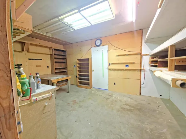a view of a storage & utility room