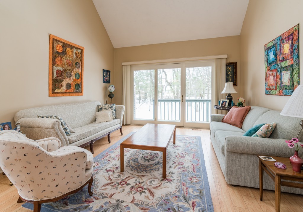 11 Deer Path, Unit 1 Maynard, MA 01754 - Photo 6 of 13