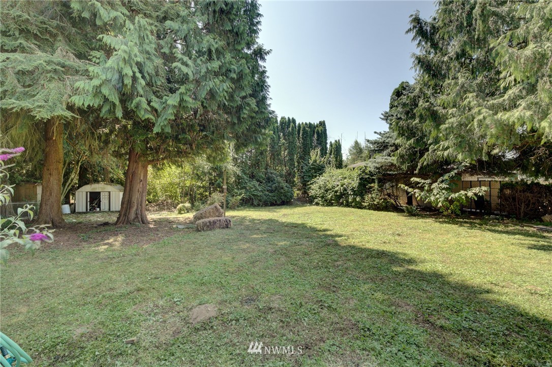 18609 North Road Bothell, WA 98012 - Photo 15 of 16