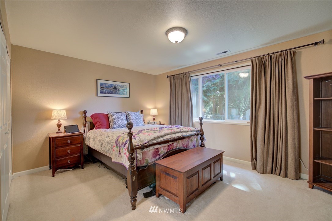 18609 North Road Bothell, WA 98012 - Photo 10 of 16