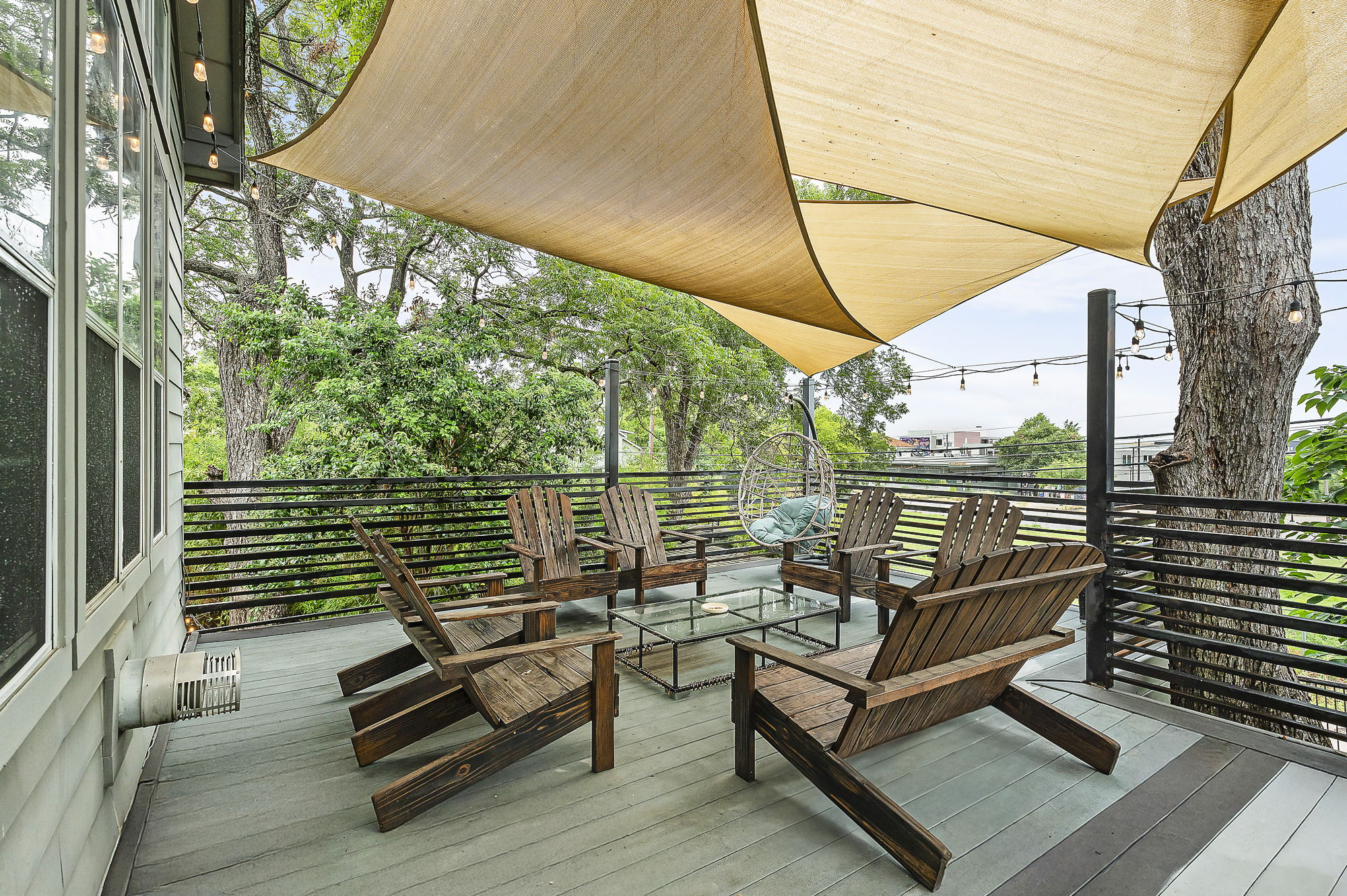 1007 East 8th Street Austin, TX 78702 - Photo 10 of 40 a view of a chairs in a balcony