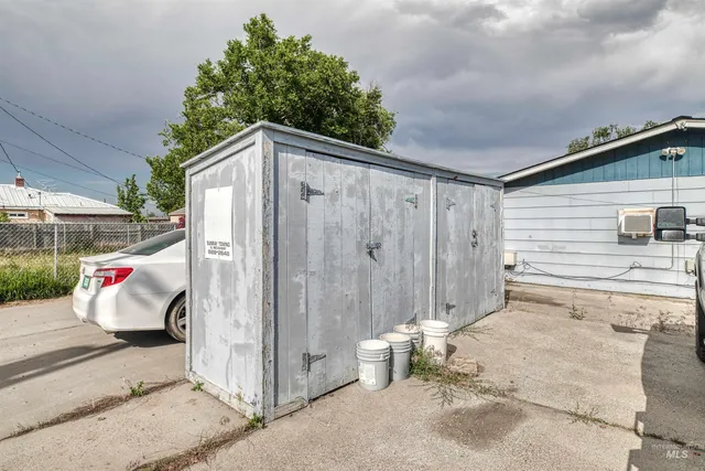 $305,000 | 345-347 Northwest 7th Street, Ontario, OR 97914