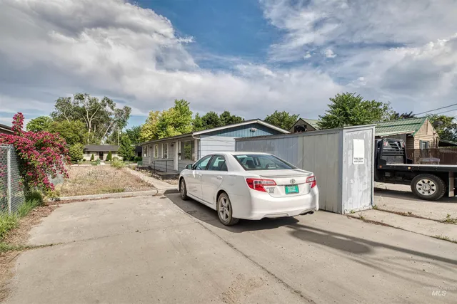 $305,000 | 345-347 Northwest 7th Street, Ontario, OR 97914