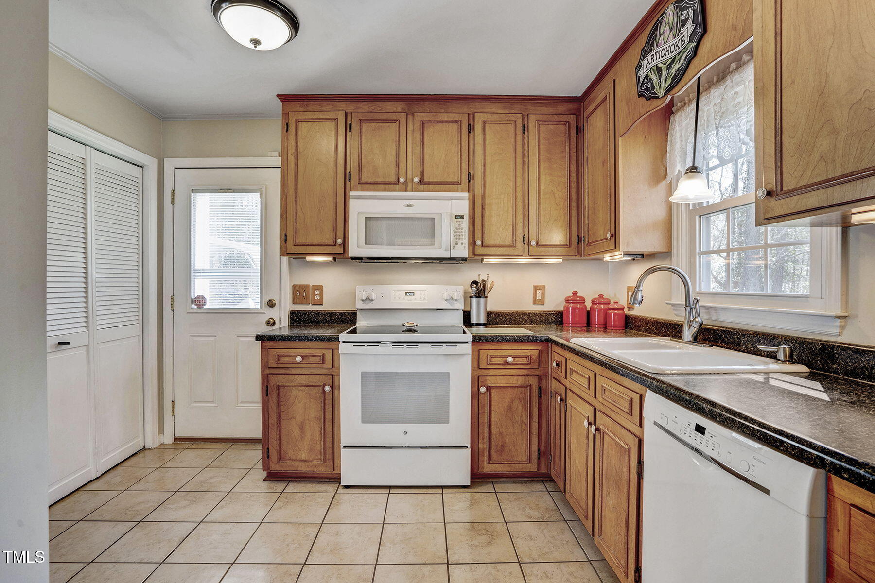 152 Rynal Drive Garner, NC 27529 - Photo 14 of 33 14-web-or-mls-152 Rynal Dr-19