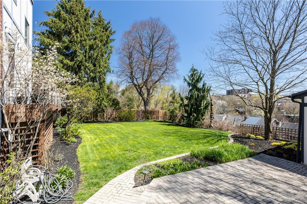 5440 Darlington Road Pittsburgh, PA 15217 - Photo 3 of 25 Gallery Image 3