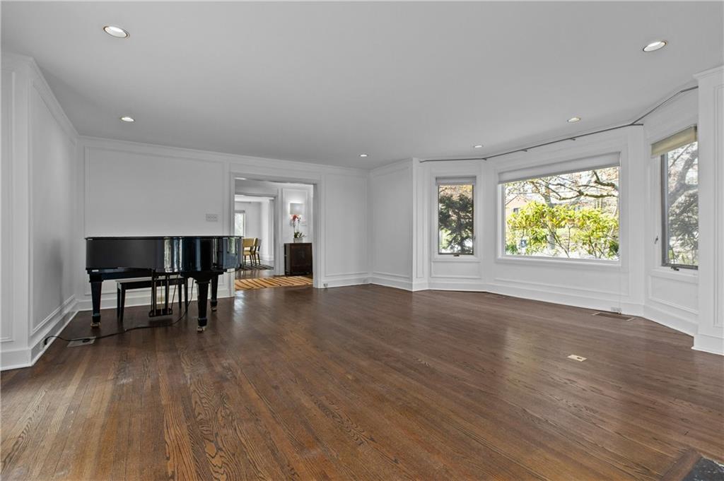 5440 Darlington Road Pittsburgh, PA 15217 - Photo 5 of 25 Gallery Image 5