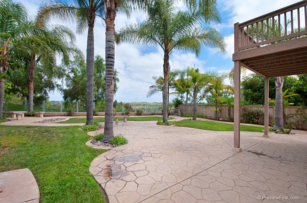 1278 Mariposa Road Carlsbad, CA 92011 - Photo 22 of 25