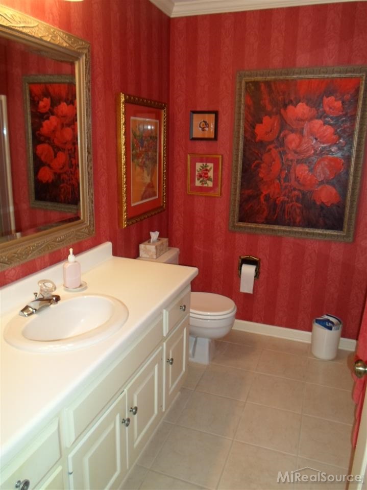 1935 River Road, Unit 5 St. Clair, MI 48079 - Photo 23 of 29 31195246-22.JPG