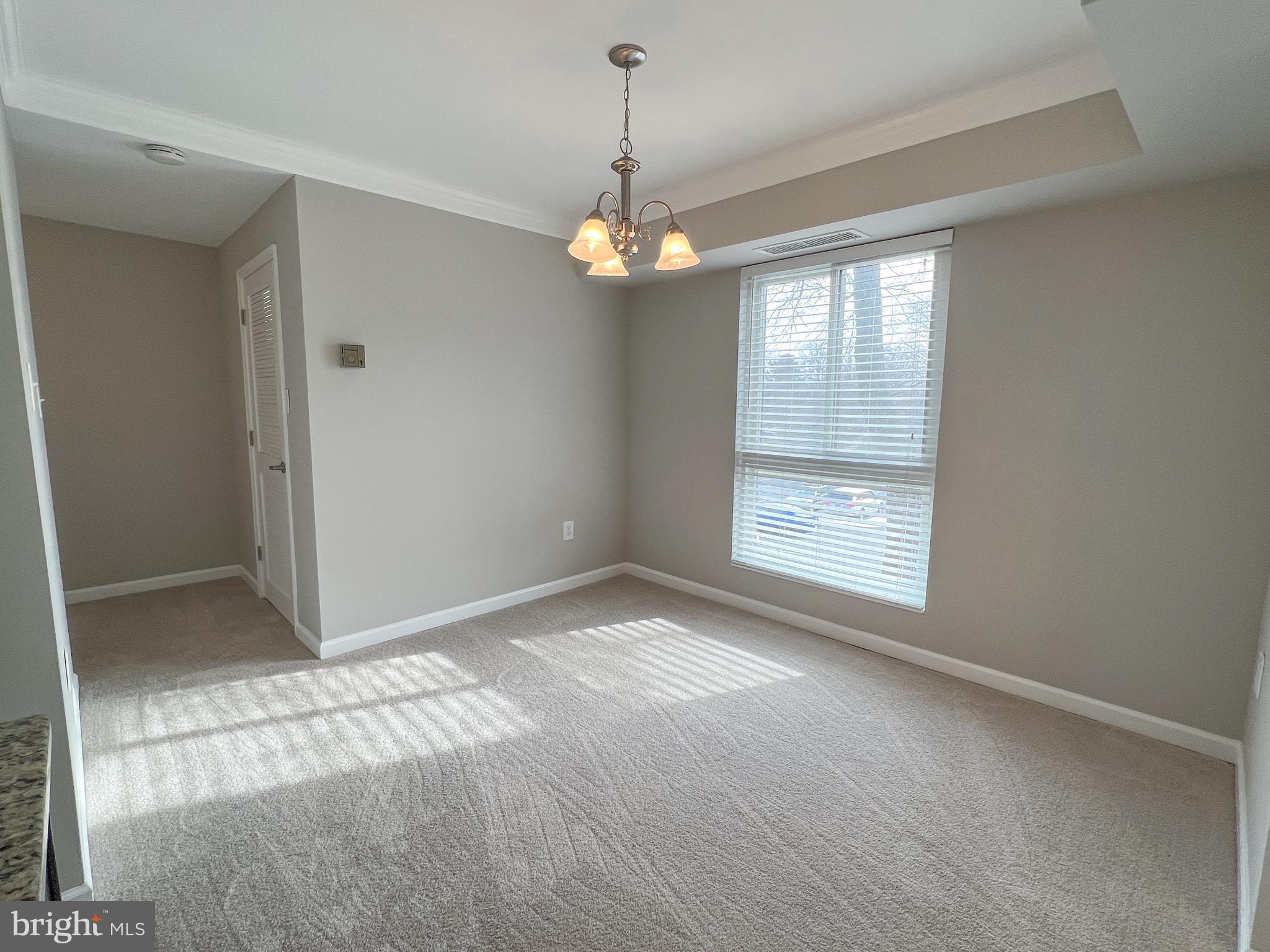 17804 Buehler Road, Unit 146 Olney, MD 20832 - Photo 11 of 31 Dining Room