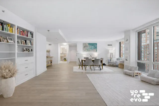 $20,000 | 20 River Terrace, Unit 14A | Battery Park City